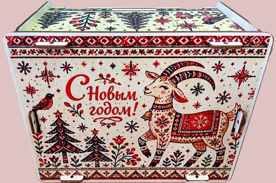 Кормушка с ёлочными игрушками 2