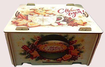 Кормушка с ёлочными игрушками 8